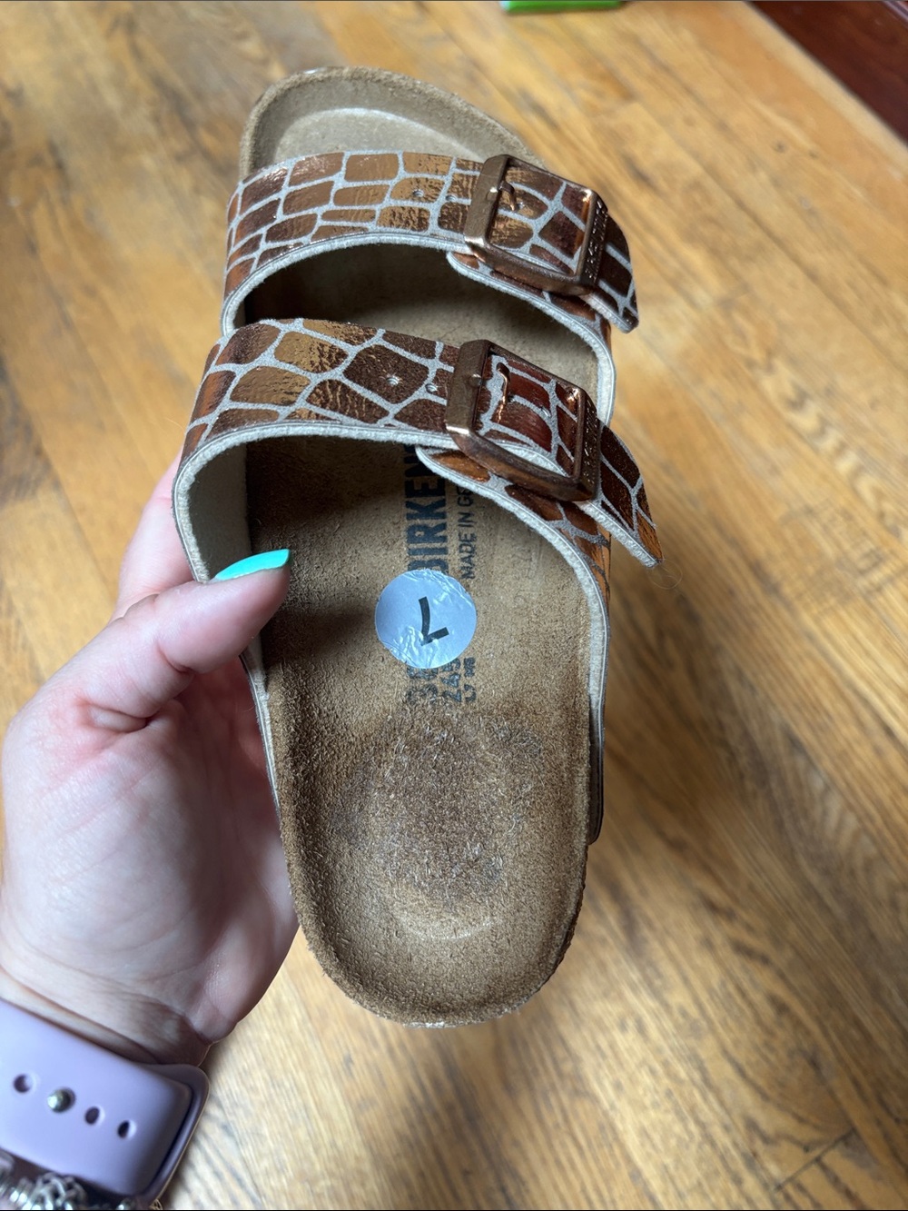 NEW women’s size 7 Birkenstock Copper Croc-Embossed Sandals - Picture 7 of 8